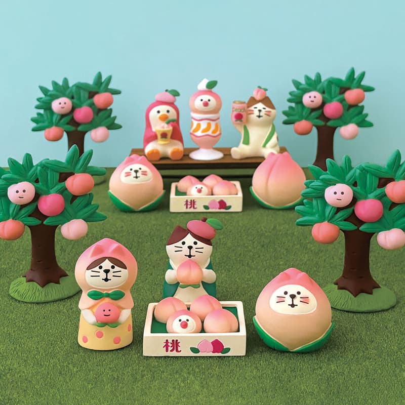 Custom Resin Kawaii Japanese Zakka Peach Cat Miniature Figurine Decor