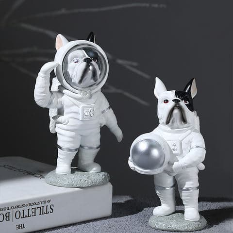 Hand Painted Astronaut Dog Resin Figurine Intricate Space Suit Details Creative Gift for Space Lovers