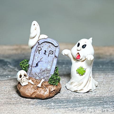 High Quality Halloween Glow Pumpkin Ghost Resin LED Decor Spooky Night Light Figurine Creepy Holiday Home Accent