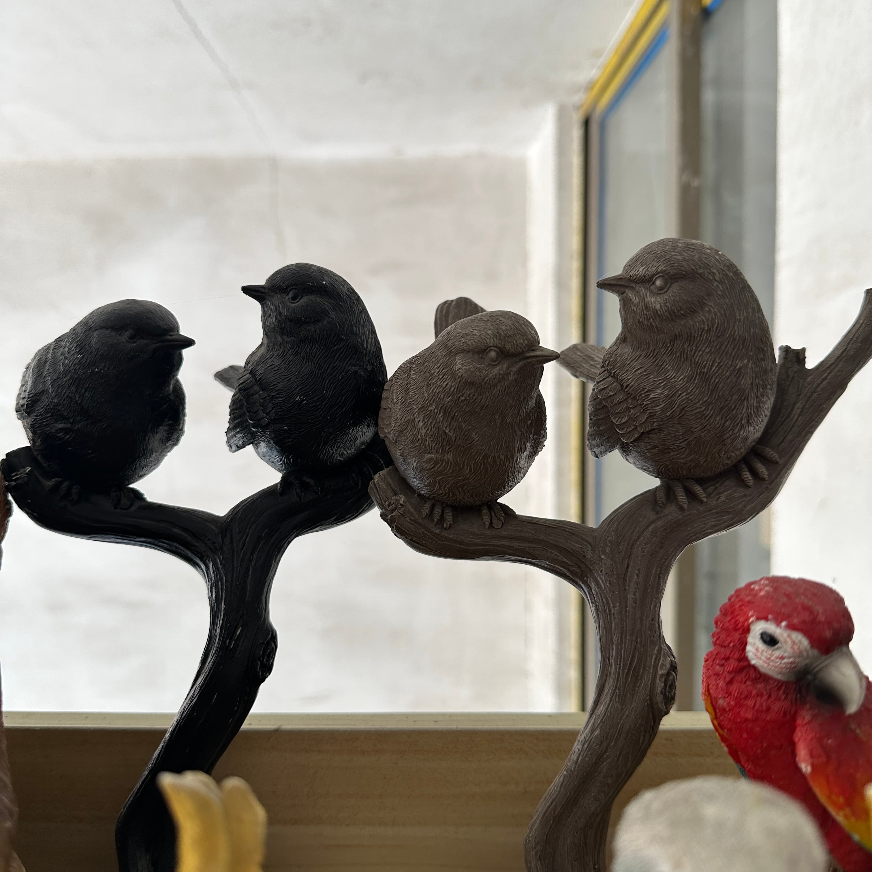 Custom Antique Resin Birds on Branch Statue for Shelf Decor