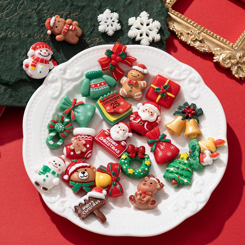 Cute DIY Modern Eco-friendly Custom Shape Resin Magnetic Stickers for Fridge New Year and Christmas Decor Santa Claus Reindeer