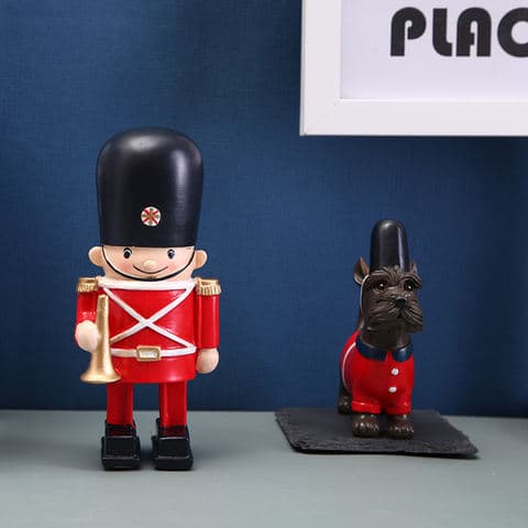British Royal Guard Cartoon Cute Resin Crafts Figurine Set Desktop Decoration for Living Room