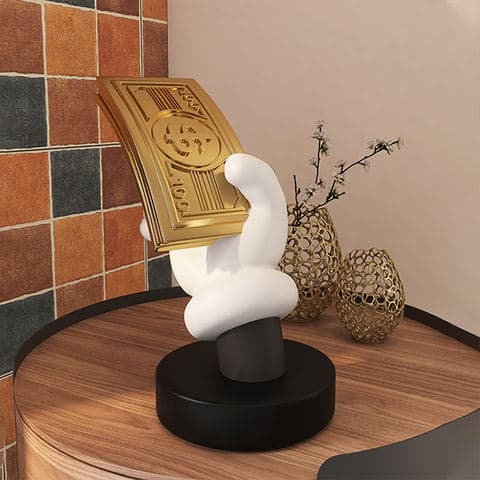 Wholesale Creative Money Hand Resin Figurine Nordic Style Desktop Decor Statue for Living Room Office Decoration